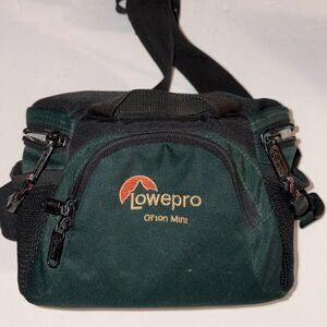 Lowepro belt pack camera bag